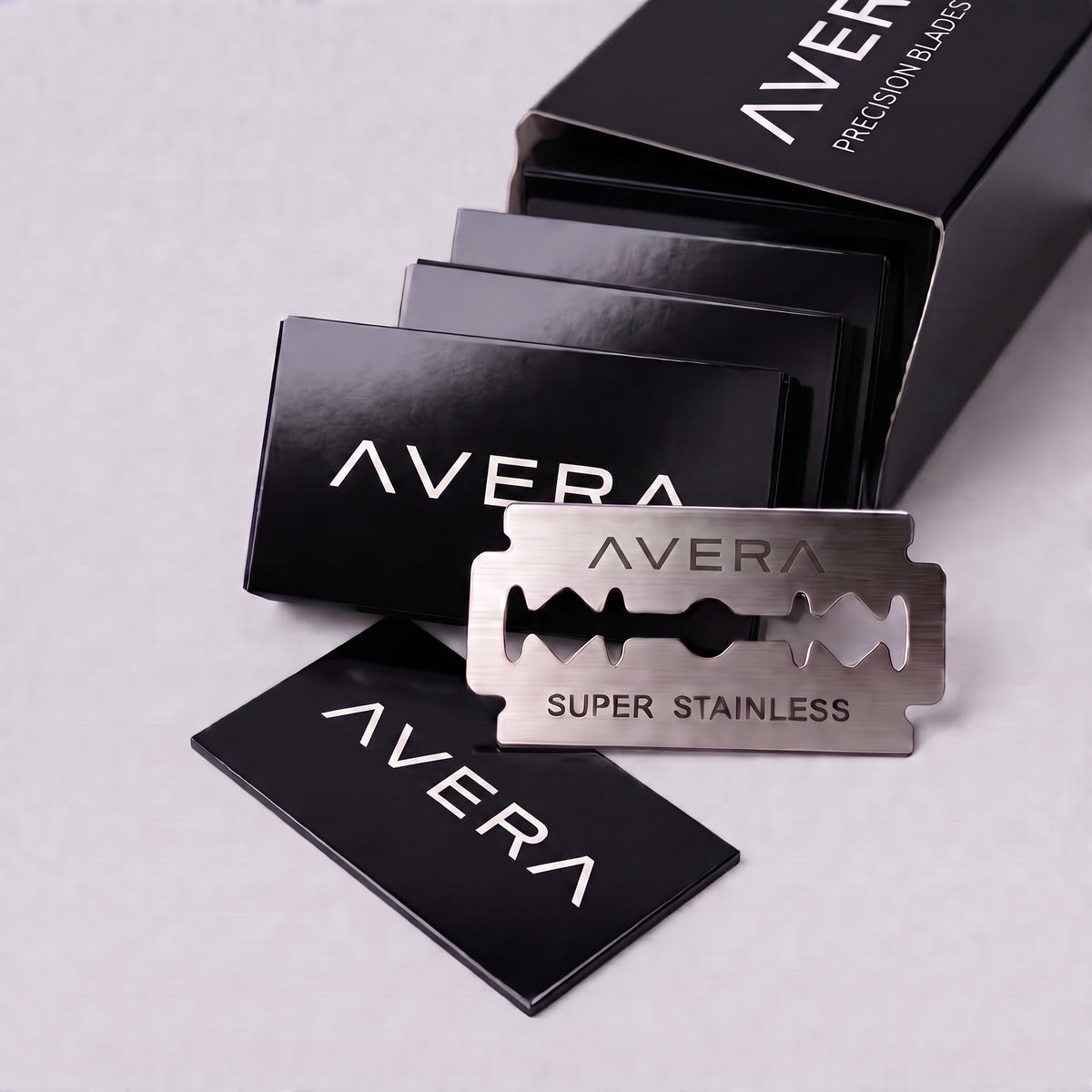 Pack of 100 Avera Paris Blades