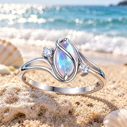 Avera Paris™ Moonstone Ring