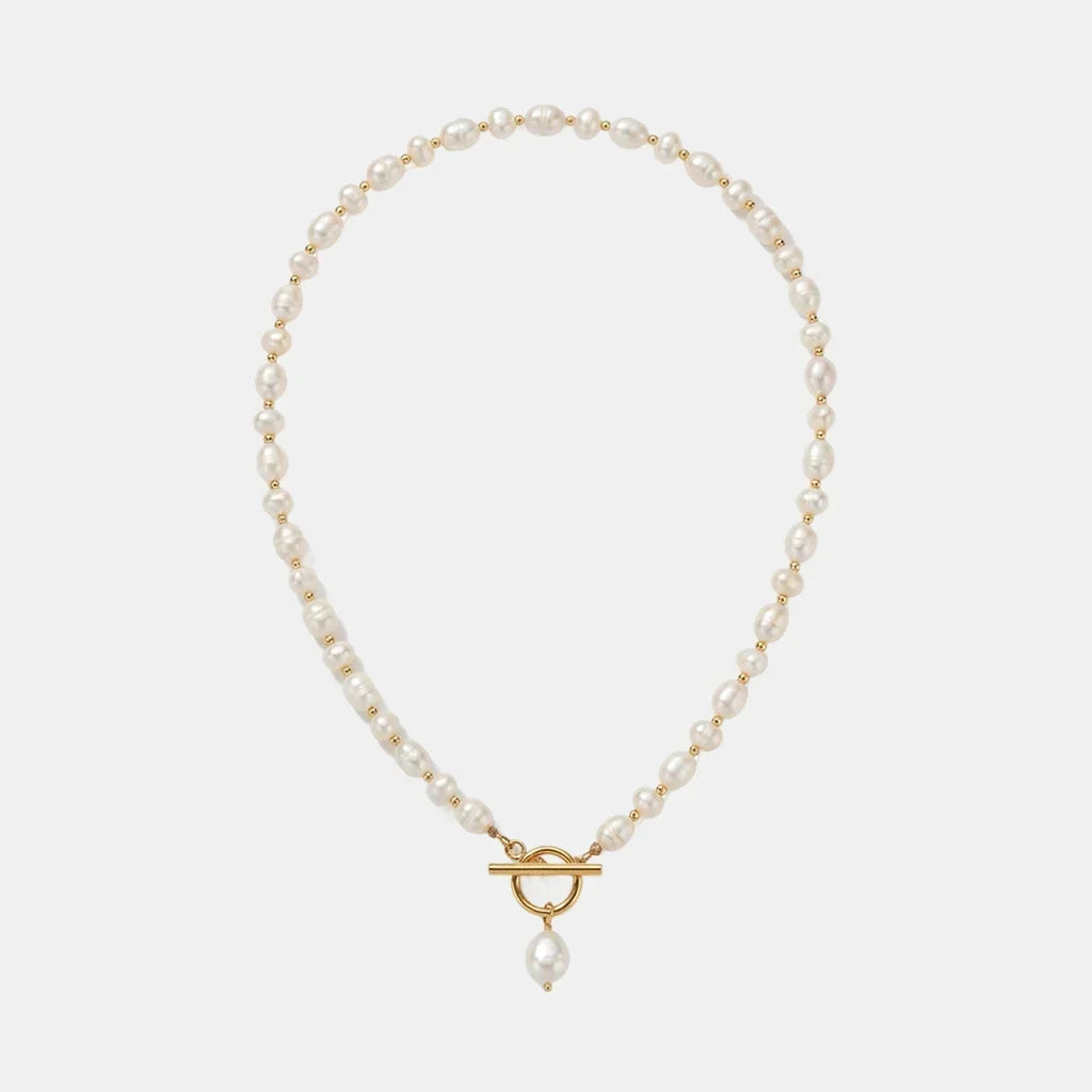 Classic Pearl Necklace